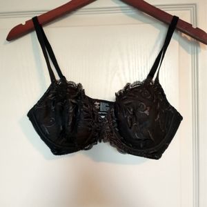 Black lace 34C bra